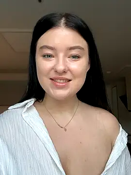 Angela Fosterr online show from September 23, 2025, 9:01 am