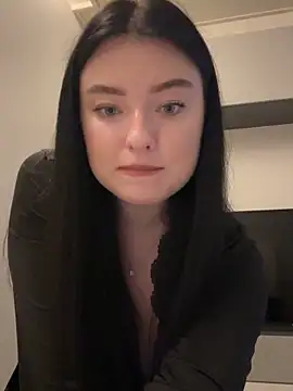 Angela Fosterr online show from October 17, 2025, 4:20 pm