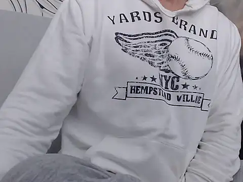 Snapshot of MikeyMaXXX chatting on February 27, 2026, 9:59 pm MikeyMaXXX online show from February 27, 2026, 9:59 pm