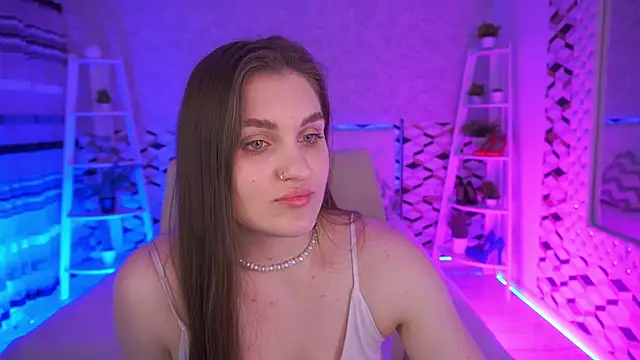 Snapshot of EmmyCharmm chatting on May 24, 2026, 6:07 am EmmyCharmm online show from May 24, 2026, 6:07 am