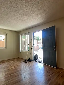 demonslayerr999 online show from September 16, 2025, 6:53 pm