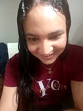 Andrys  online show from April 8, 2026, 9:15 pm