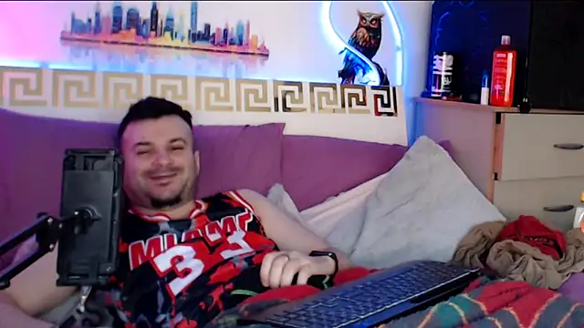 Snapshot of erotico69xxx chatting on April 23, 2026, 12:29 pm erotico69xxx online show from April 23, 2026, 12:29 pm