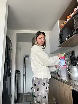 Ameellie online show from February 1, 2026, 5:00 pm