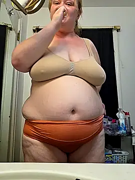 virgieblanca online show from October 5, 2025, 3:05 am