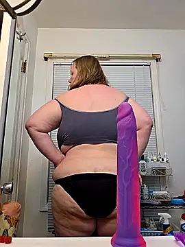 virgieblanca online show from April 13, 2026, 2:50 am