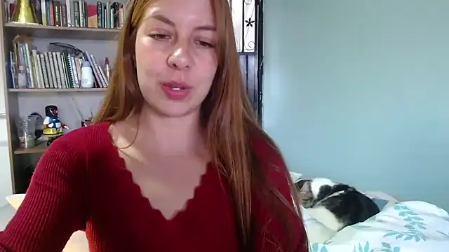 violetapeter 1 online show from May 13, 2026, 8:49 pm