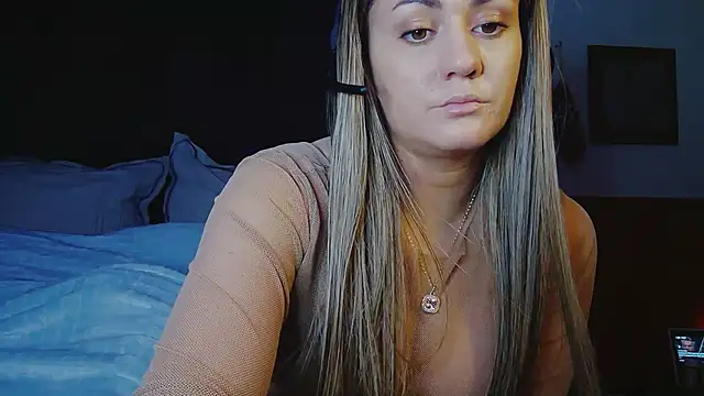 MimiLiciax online show from April 30, 2026, 6:25 pm