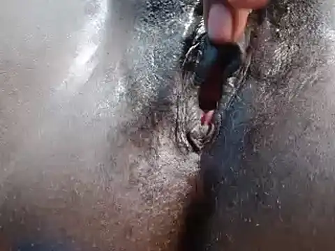 Snapshot of Valentina_flynn chatting on December 29, 2024, 8:33 am Valentina flynn online show from December 29, 2024, 8:33 am