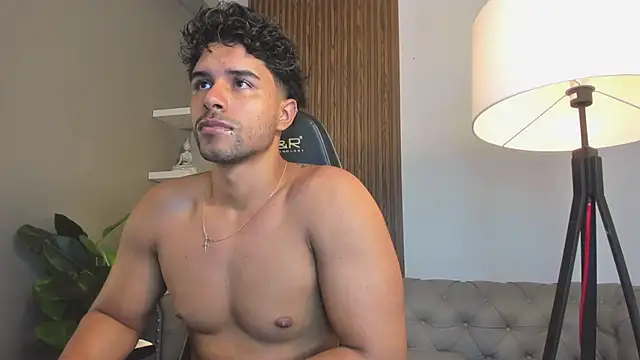 liam collins21 online show from April 11, 2026, 11:47 am