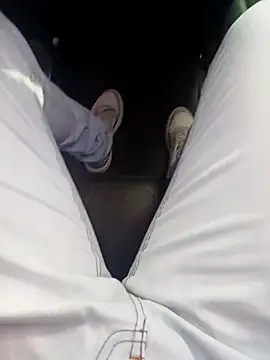 Snapshot of Brutao_ chatting on November 3, 2025, 10:49 am Brutao online show from November 3, 2025, 10:49 am