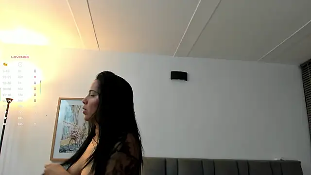 Gigi-bom online show from December 21, 2025, 1:46 am