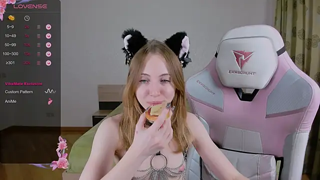 Cowell Adelina online show from March 10, 2025, 12:48 pm