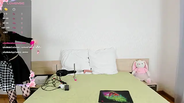 Cowell Adelina online show from September 29, 2025, 9:36 am