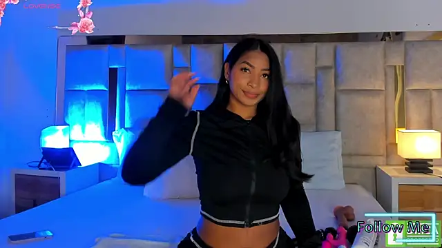 Miss Abigail  online show from April 8, 2026, 1:00 pm