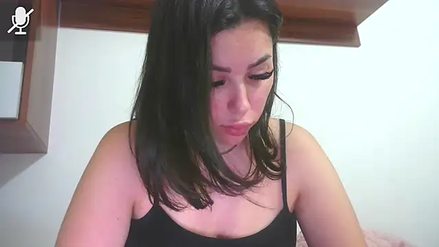 LovelyJulliette online show from March 18, 2026, 6:22 pm