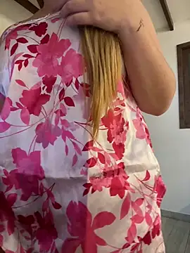 natashasweet online show from December 26, 2024, 3:42 pm