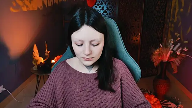 VeliraBraitberg online show from December 4, 2024, 8:12 am