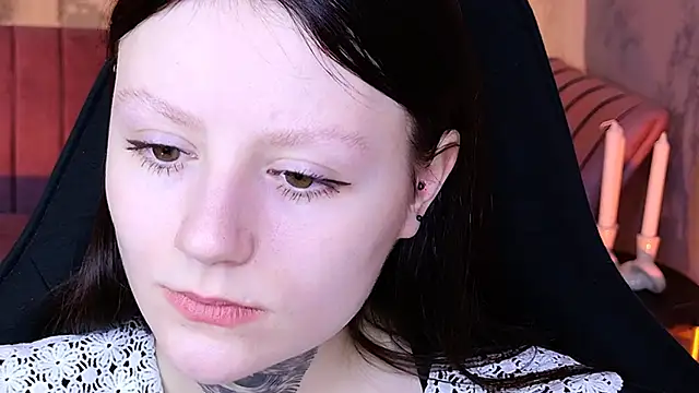 VeliraBraitberg online show from December 7, 2024, 8:11 am