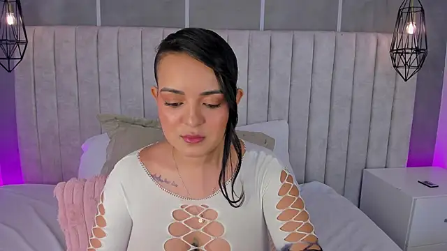 lea gray online show from April 9, 2026, 6:35 pm