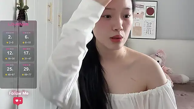 Snapshot of rose-u chatting on June 3, 2026, 1:30 am rose-u online show from June 3, 2026, 1:30 am