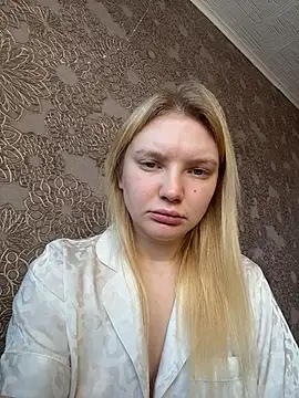 AmmyHot online show from February 4, 2026, 4:07 am