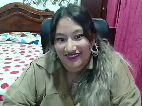 EmilyLove1014 online show from December 27, 2024, 12:18 am