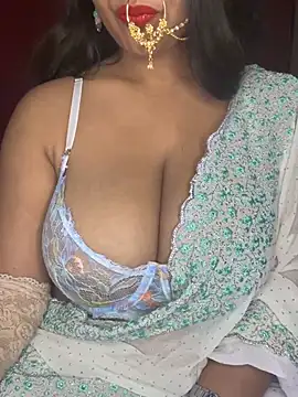 Snapshot of Playful__Princess chatting on December 23, 2024, 9:38 am Playful  Princess online show from December 23, 2024, 9:38 am