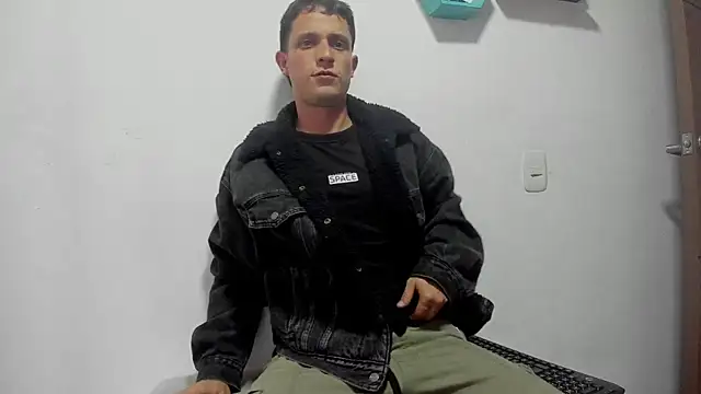 Snapshot of RyanHorseman chatting on April 5, 2026, 8:17 pm RyanHorseman online show from April 5, 2026, 8:17 pm