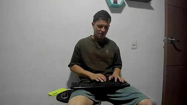 Snapshot of RyanHorseman chatting on April 9, 2026, 11:04 am RyanHorseman online show from April 9, 2026, 11:04 am