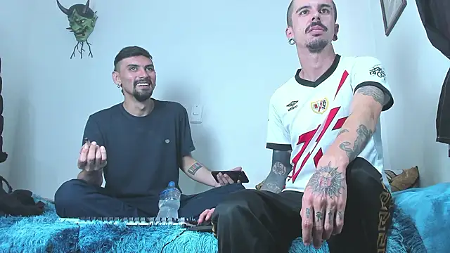 Aaron BigDickxxx online show from March 16, 2026, 9:30 pm