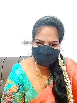 Snapshot of melina214 chatting on March 3, 2026, 4:29 am melina214 online show from March 3, 2026, 4:29 am