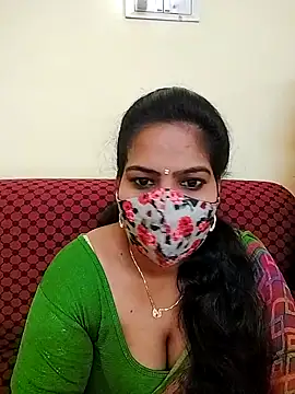 Snapshot of melina214 chatting on March 23, 2026, 3:21 am melina214 online show from March 23, 2026, 3:21 am