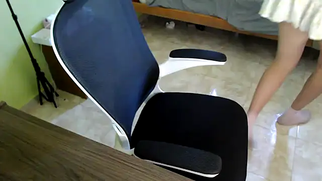 samantha s69 online show from February 1, 2026, 12:48 pm