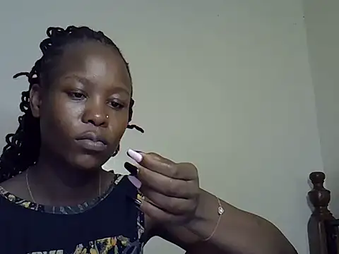 Sonnia  online show from March 11, 2025, 3:34 pm