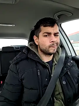 Snapshot of hornny1995 chatting on February 13, 2025, 11:06 am hornny1995 online show from February 13, 2025, 11:06 am