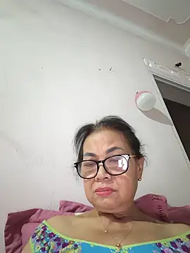 Snapshot of Hotestlove chatting on June 4, 2026, 3:07 pm Hotestlove online show from June 4, 2026, 3:07 pm