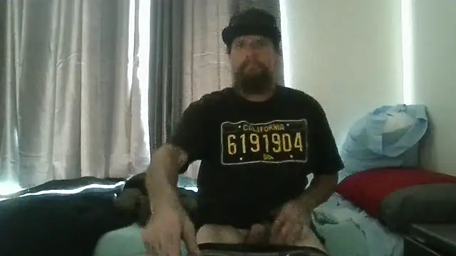 Crackkers online show from February 17, 2025, 4:26 pm