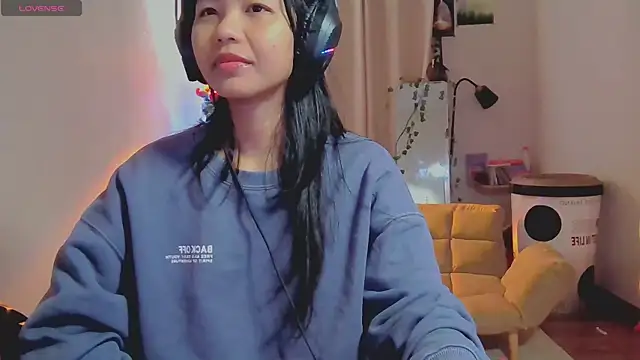 Snapshot of Kana_G chatting on December 20, 2024, 6:35 pm Kana G online show from December 20, 2024, 6:35 pm