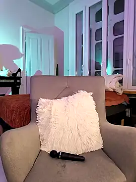 emma4xxx online show from December 11, 2024, 11:21 pm