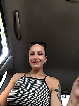 emma4xxx online show from January 16, 2025, 8:25 pm