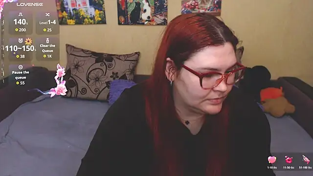 Snapshot of JuliaKeln chatting on March 13, 2026, 6:25 pm JuliaKeln online show from March 13, 2026, 6:25 pm