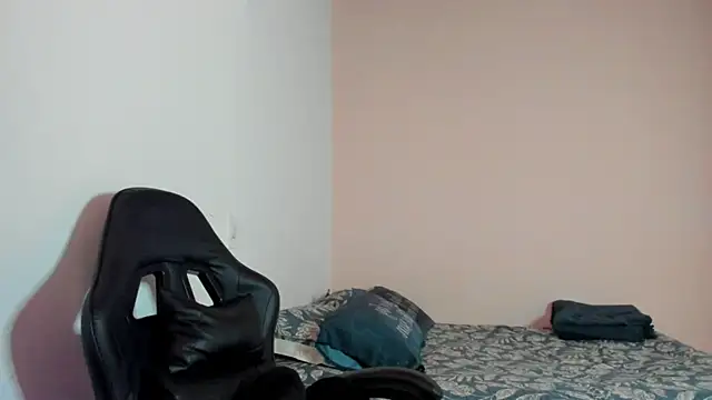 nina pons online show from March 17, 2026, 7:39 pm