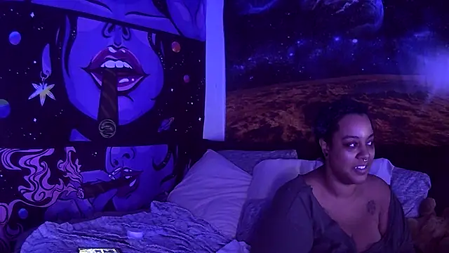 AutumnHart online show from December 21, 2024, 8:43 pm