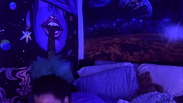 AutumnHart online show from January 6, 2025, 6:10 pm