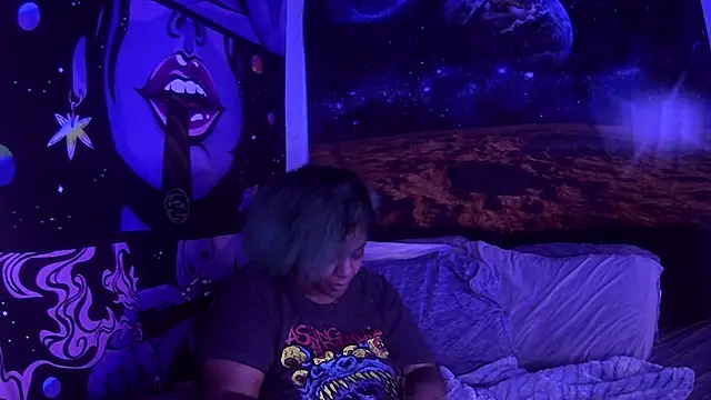 AutumnHart online show from February 1, 2025, 5:58 pm