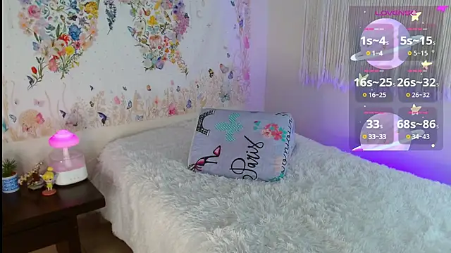 reaLISStic online show from November 6, 2025, 7:48 pm