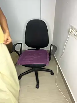 kannadatelugugirl online show from January 19, 2025, 10:50 am