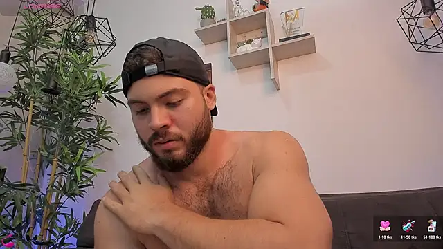 SebastianVilla  online show from November 15, 2025, 11:43 pm