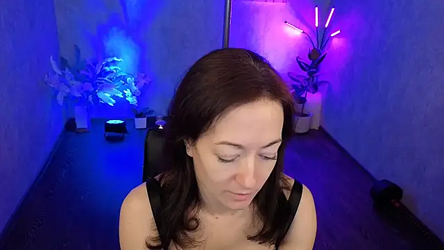 Snapshot of kimberlyray777 chatting on February 16, 2026, 6:20 am kimberlyray777 online show from February 16, 2026, 6:20 am